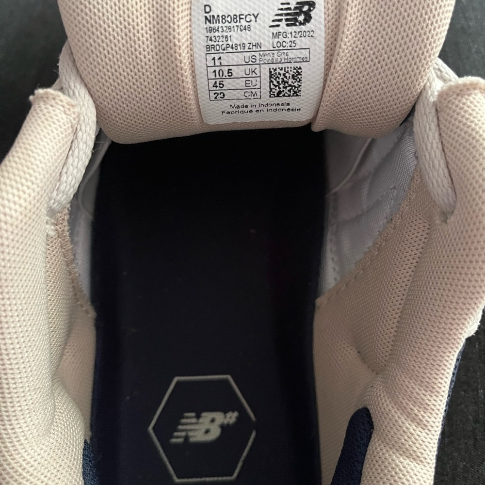 New Balance 808 - Picture 2 of 3